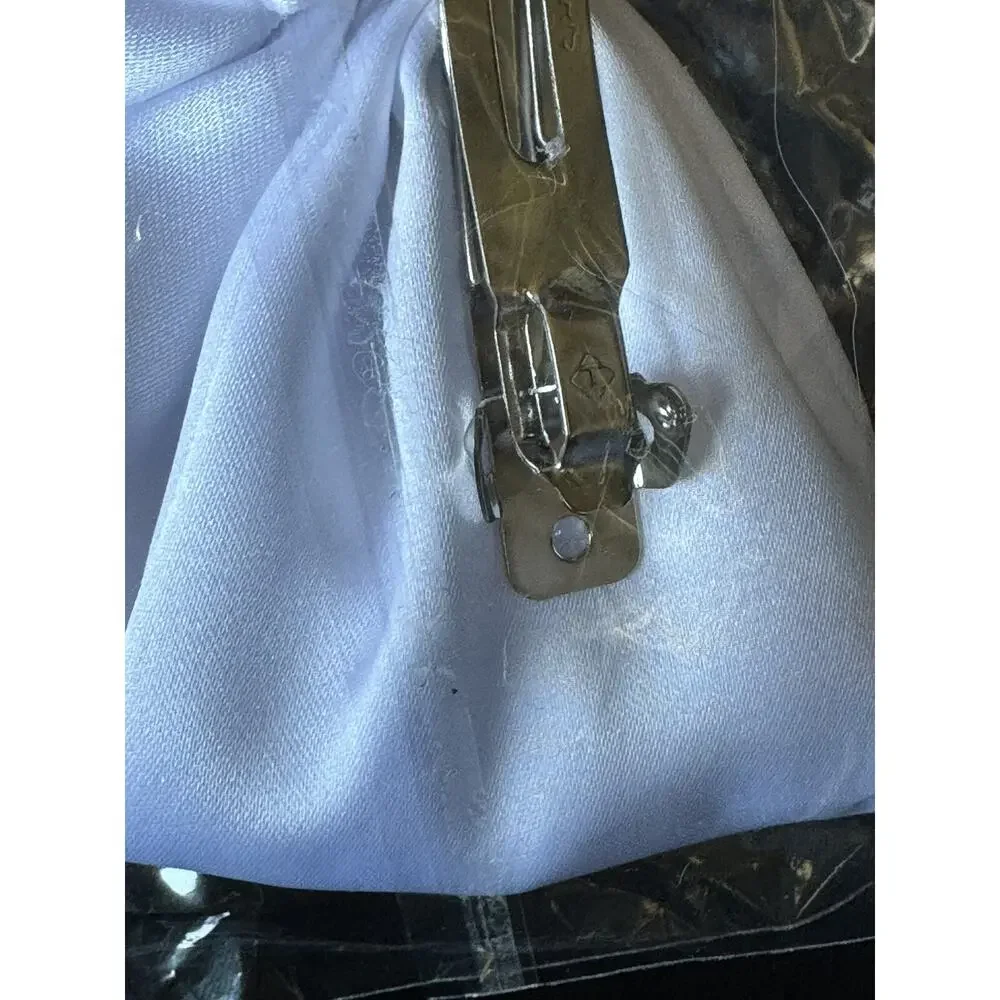 NWT Lancôme Large White With Black Flower Hair Bow Clip Bar Closure ￼